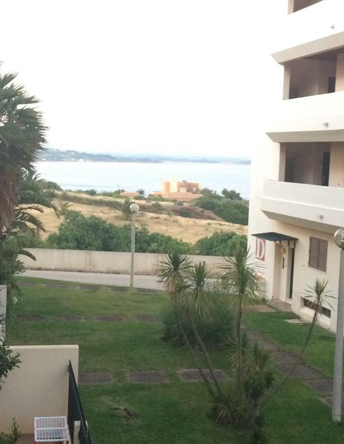 Iberlagos - Praia Dona Ana Apartment *