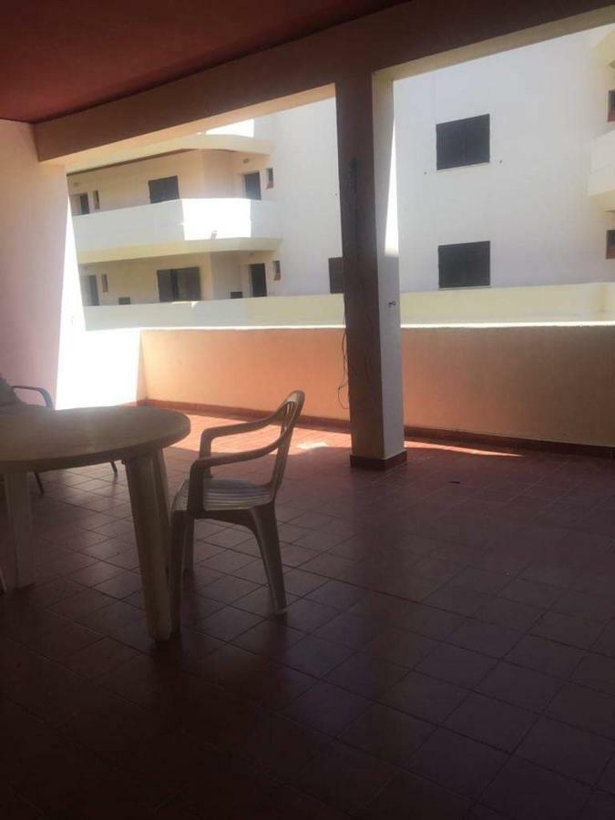 Iberlagos - Praia Dona Ana Apartment *